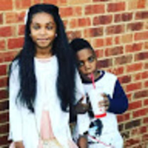 Meet your Posher, Raquel